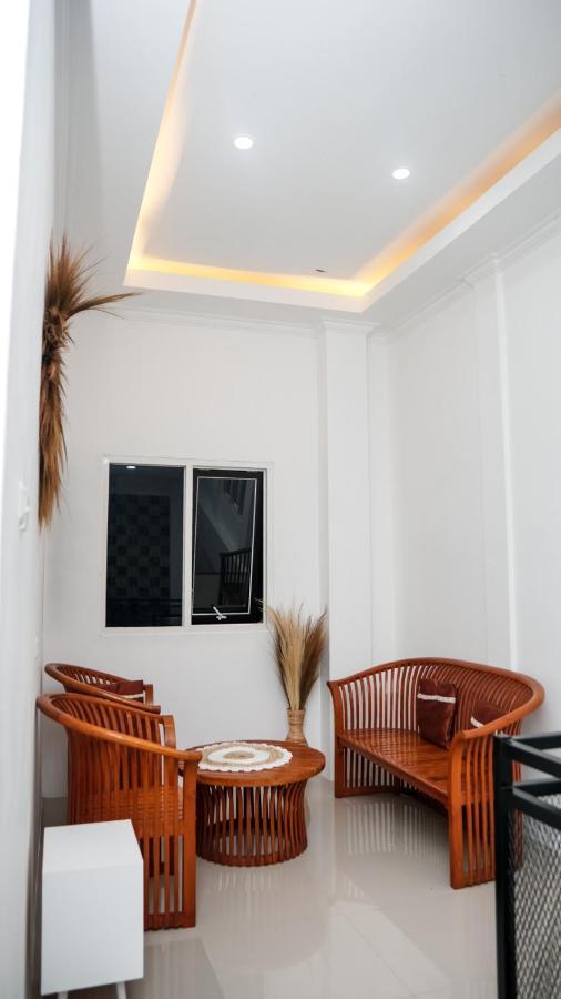 Wangi Homestay Banyuwangi  Εξωτερικό φωτογραφία