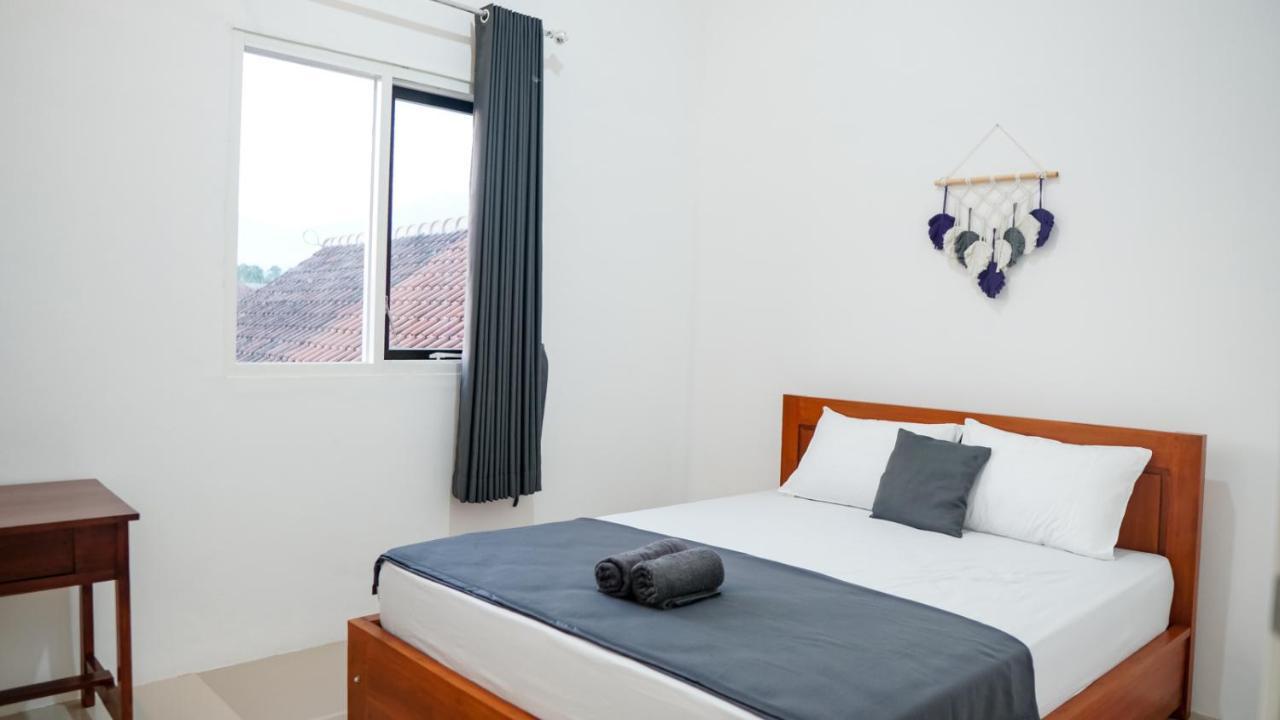 Wangi Homestay Banyuwangi  Εξωτερικό φωτογραφία